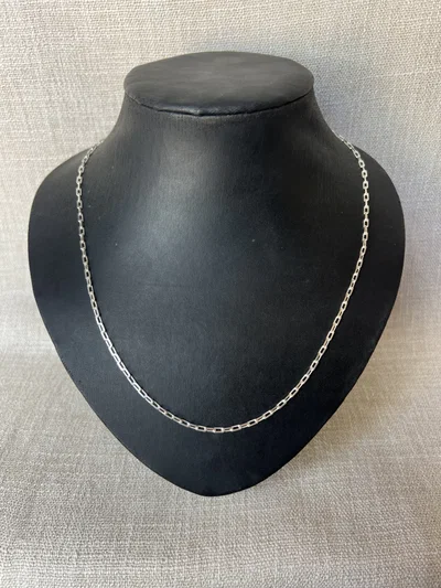 Cadena tipo cartier fina