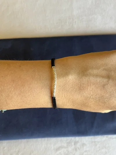 Pulsera de hilo