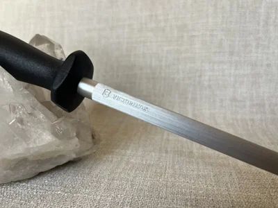 Chaira VICTORINOX rayada (18 cm)