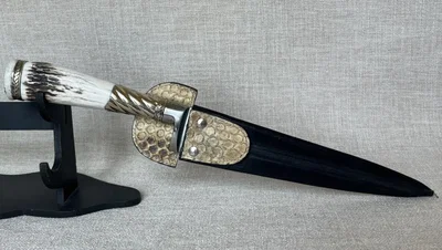 Cuchillo 3 CLAVELES 20 cm