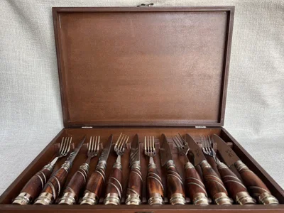 Juego de cubiertos TRES ARROYOS