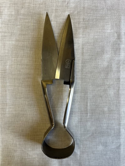 Tijera para tuzar