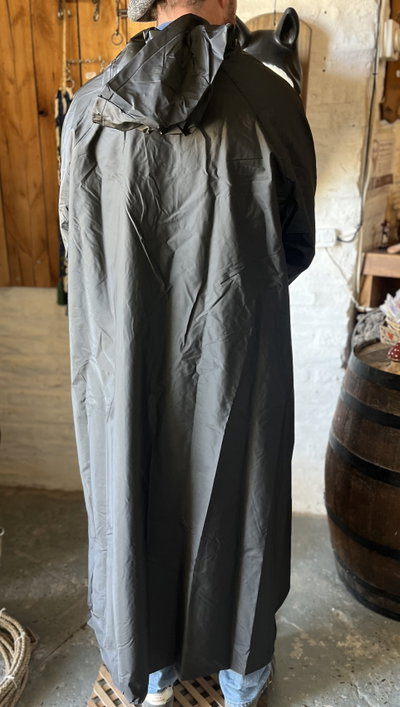 Poncho de montar impermeable