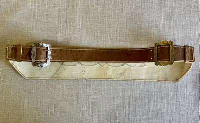 Tirador de cuero crudo