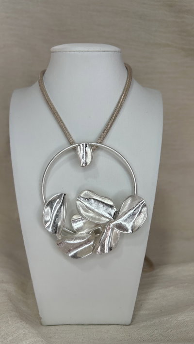 Collar Lúa Petal (regulable) - Linea Vita 