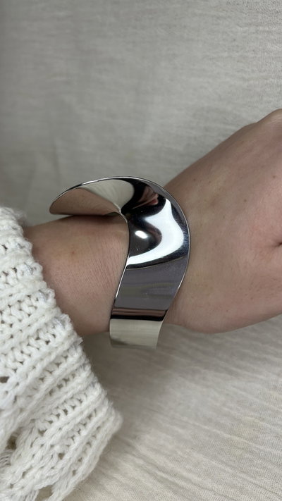 Brazalete Apex - Acero Quirúrgico