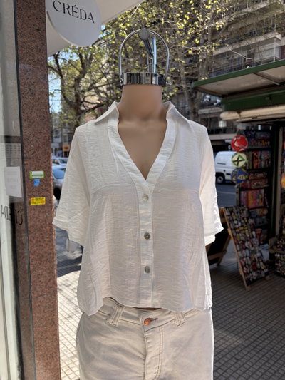 #J635 / Camisa básica