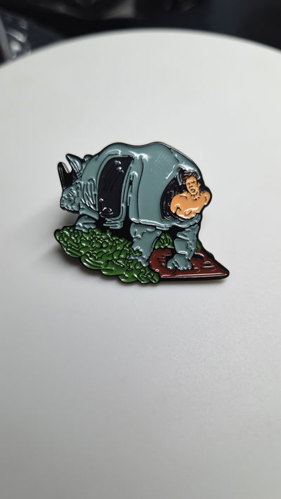 Pin "RINOCERONTE" Ace Ventura