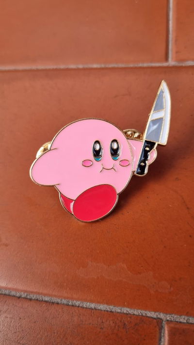 Pin "KIRBY CUCHILLO"