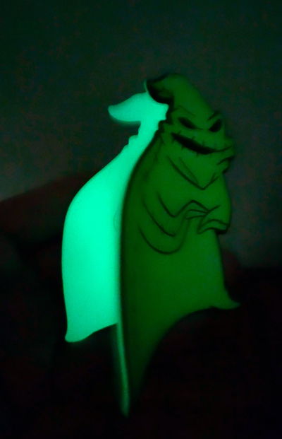 Gancho de pelo "OOGIE BOOGIE"  (PLASTICO) (BRILLA EN LA OSCURIDAD)
