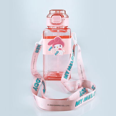 Botella cuadrada My Melody con correa