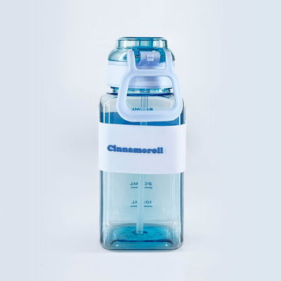 Botella cuadrada Cinnamoroll con correa