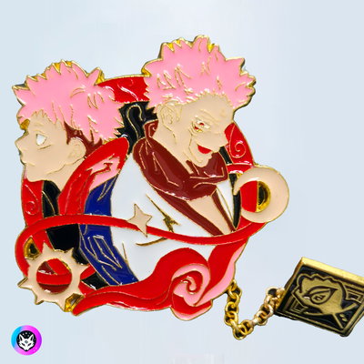 Pin Grande "SUKUNA/ITADORI" Jujutsu Kaisen - Con cadena colgante