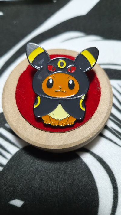 Pin "UMBREON" Eeveevoluciones - Pokémon