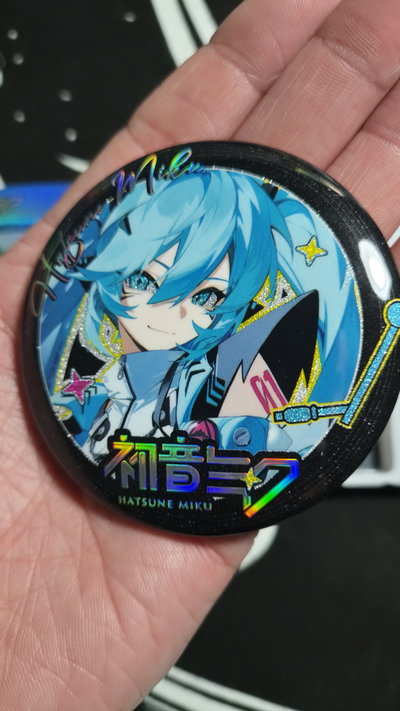 Blind box Pines sorpresa "Premium" - "MIKU" (Por unidad) + Protector + Polaroid