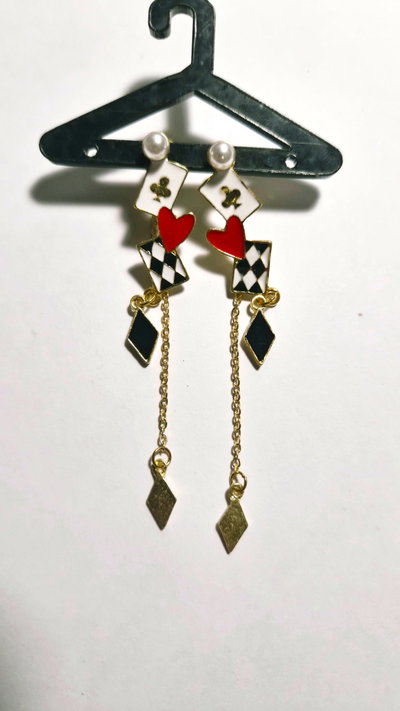 Par de Aros "CONEJO/JOKER"