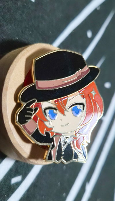 Pin Grande "CHUUYA" - Bungo Stray Dogs *4.5x4cm* (Promo lanzamiento)