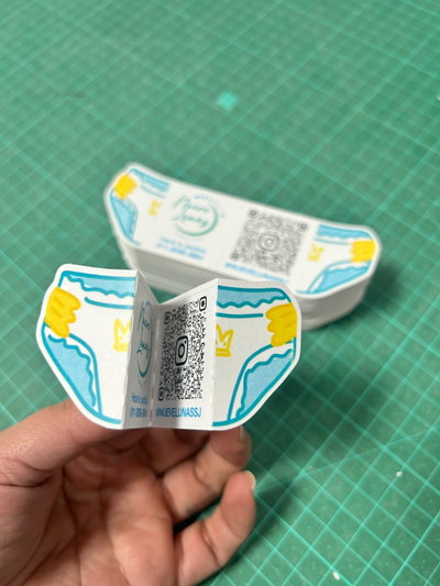 Tarjetas Virales Plegables de Presentacion con Forma (x100 unidades)