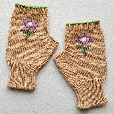 mitones bordados - flor lila