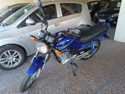 YAMAHA YBR-125 2015