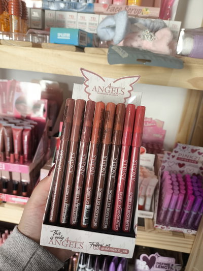 Delineador de labios 4 angels