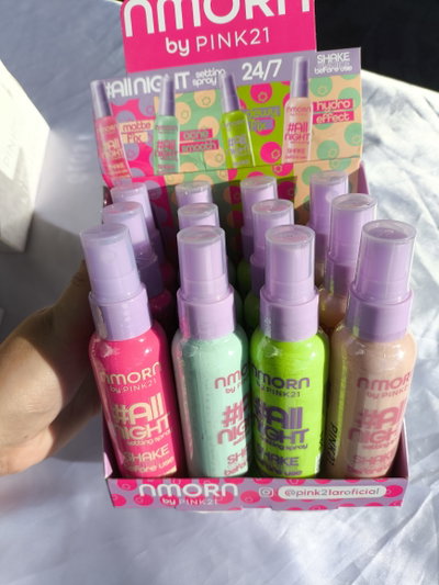 Caja entera fijador de maquillaje pink21