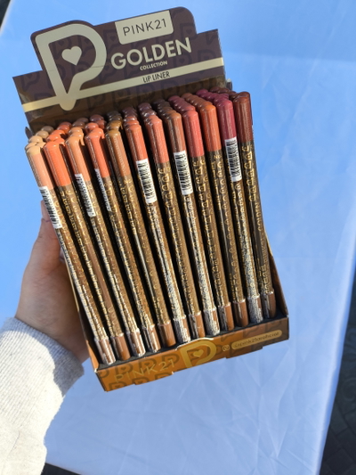 Caja cerrada delineador de labios 72u