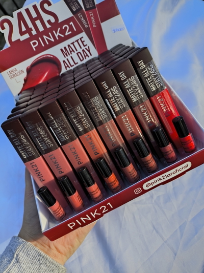 Caja cerrada labial matte 48u pink21