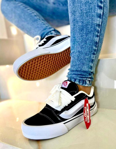zapatilla VANS KNU