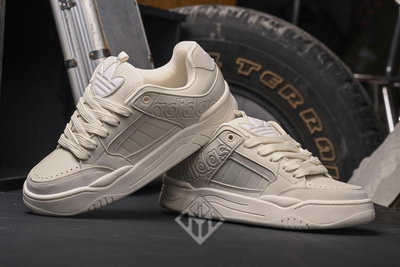 ADIDAS ADI2000