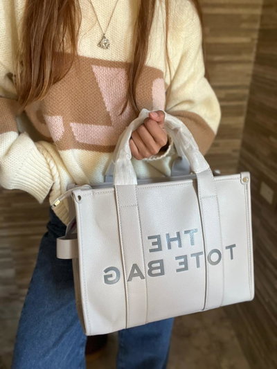 The tote bag 