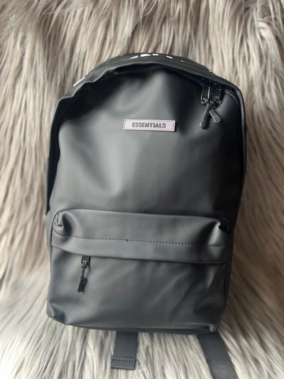 Mochila Essentials