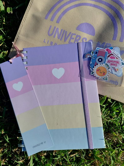 Cuaderno Corazon pastel