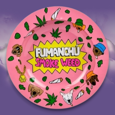 Cenicero de Metal Fumanchu Ilustrado 14cm - Coleccionable Rosa