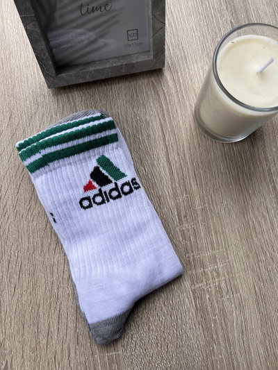 Media adida blanca con verde