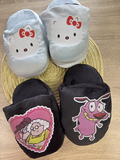 COMBO HELLO KITTY Y CORAJE x2 TEENS