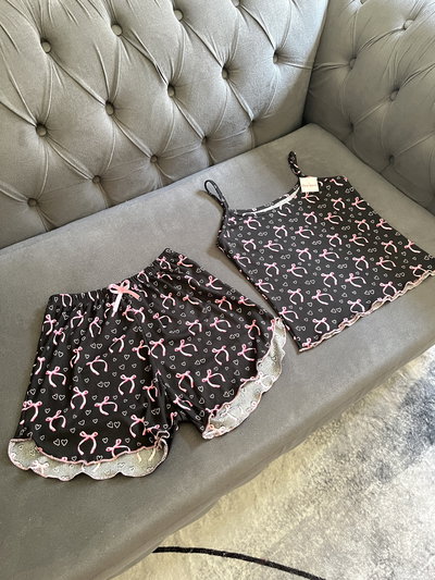 pijama angelita negro moños rosas
