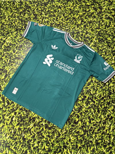Liverpool tercera 2026 