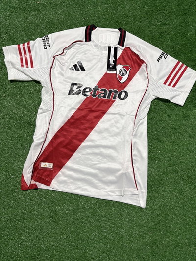River titular 2026