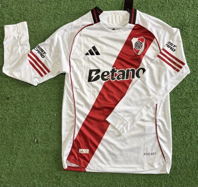 River titular manga larga