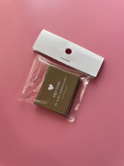 Stickers Algo lindo te está esperando 