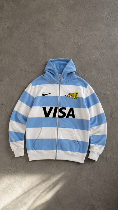 CAMPERA PUMAS. Con y sin el VISA.