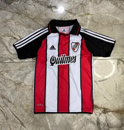 Camiseta Retro River