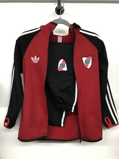 NIÑOS• Conjunto RIVER 2 (campera y jogging)