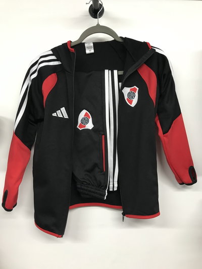 NIÑOS• Conjunto RIVER 1 (campera y jogging)