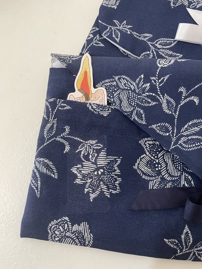 Cubre libro - Sobre lazo azul