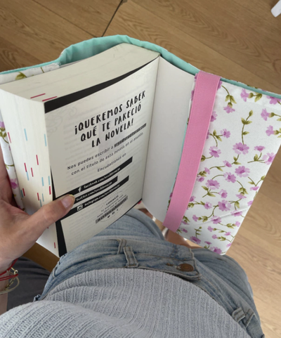 Cubre libro - Solapas y elastico rosa