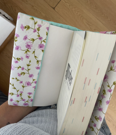 Cubre libro - Solapas y elastico rosa