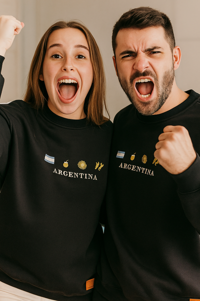 Buzo bordado de "Argentina "