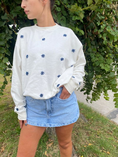 Buzo bordado  a mano 🧵 